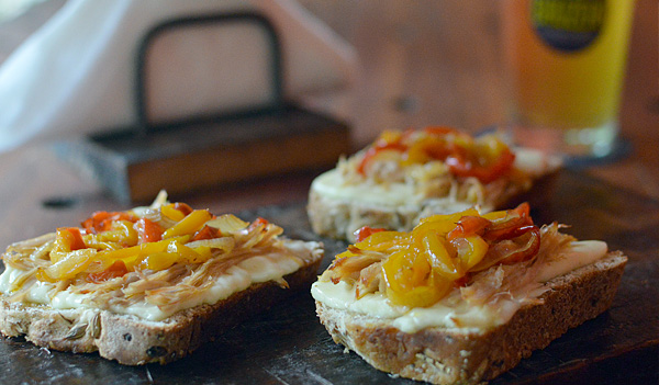 Bruschetta de Pernil